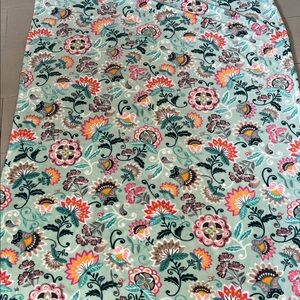 Floral Patterned throw blanket